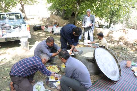 گزارش تصویری- دورهمی یکصد نفره سالمندان تحت حمایت کمیته امداد خراسان شمالی روستای فیروزه- 6 مهر 1404