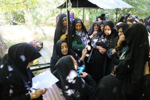 گزارش تصویری- دورهمی یکصد نفره سالمندان تحت حمایت کمیته امداد خراسان شمالی روستای فیروزه- 6 مهر 1404