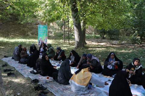 گزارش تصویری- دورهمی یکصد نفره سالمندان تحت حمایت کمیته امداد خراسان شمالی روستای فیروزه- 6 مهر 1404