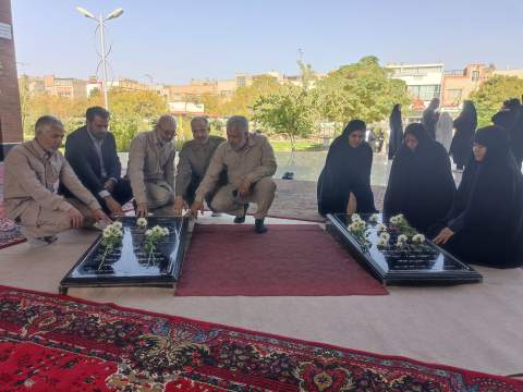 تجدید میثاق بسیجیان کمیته‌امداد خراسان‌جنوبی با شهدای گمنام