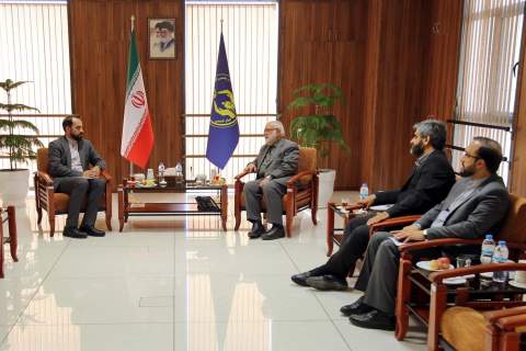 دیدار رئیس کمیته امداد با نمایندگان مجلس 1404/07/14