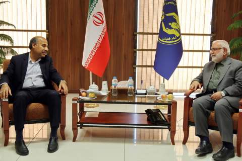 دیدار رئیس کمیته امداد با نمایندگان مجلس 1404/07/14