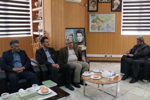 بازدید مدیرکل کمیته امداد استان اصفهان از فعالیت های این نهاد در شهرستان تیران و کرون (1404/07/16)
