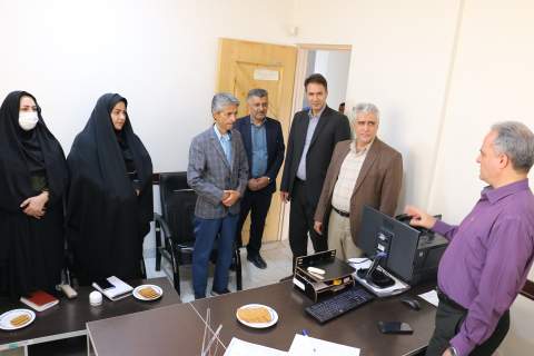بازدید مدیرکل کمیته امداد استان اصفهان از فعالیت های این نهاد در شهرستان تیران و کرون (1404/07/16)