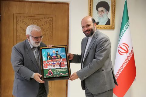 امضای تفاهم‌نامه همکاری میان کمیته امداد و سازمان نوسازی، توسعه و تجهیز مدارس کشور   1403/02/08  