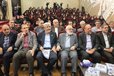 مراسم تجلیل از پذیرفته‌شدگان برتر دانشگاه فرهنگیان  1403/02/16 