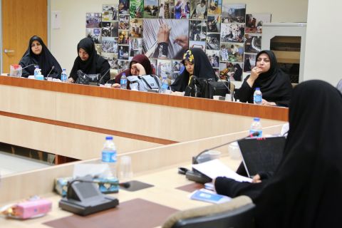 نشست خبری مشاور امور بانوان کمیته امداد  1403/03/22  