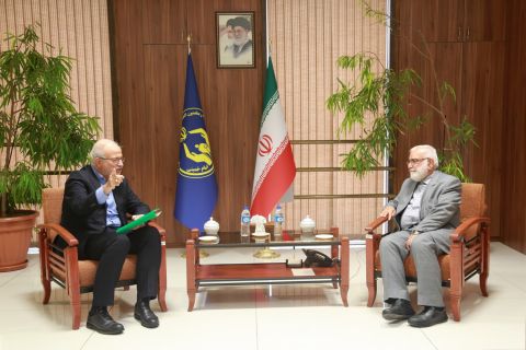 دیدار رئیس کمیته امداد با نمایندگان مجلس شورای اسلامی 1403/04/04