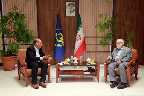 دیدار رئیس کمیته امداد با نمایندگان مجلس شورای اسلامی 1403/04/04
