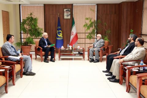 دیدار رئیس کمیته امداد با نمایندگان مجلس شورای اسلامی 1403/04/04