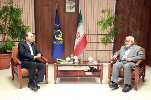 دیدار رئیس کمیته امداد با نمایندگان مجلس شورای اسلامی 1403/04/04