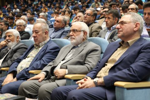 مراسم تجلیل از دانش‌آموزان پذیرفته شده در مدارس (سمپاد) و نمونه دولتی - مشهد مقدس  1403/06/16