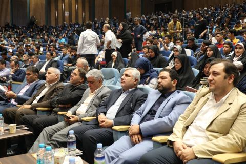 مراسم تجلیل از دانش‌آموزان پذیرفته شده در مدارس (سمپاد) و نمونه دولتی - مشهد مقدس  1403/06/16