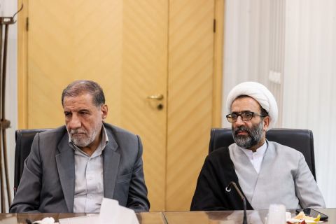 نشست مشترک مجمع نمایندگان استان تهران با رئیس کمیته امداد امام خمینی(ره)  1403/08/09