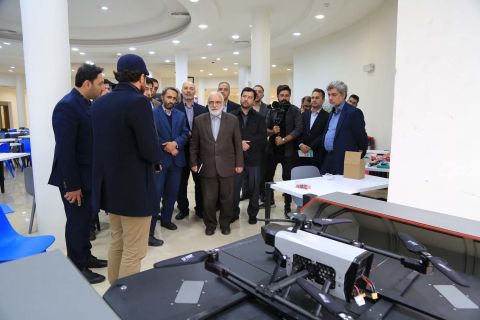 بازدید رئیس کمیته امداد از پارک فناوری پردیس  1403/08/23