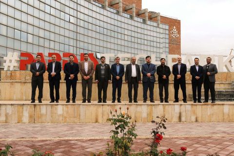بازدید رئیس کمیته امداد از پارک فناوری پردیس  1403/08/23
