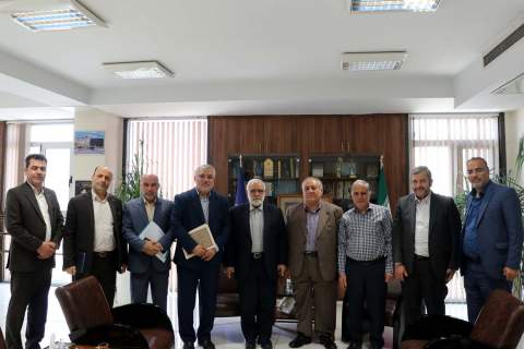 دیدار رئیس کمیته امداد با خیران استان فارس1404/04/31