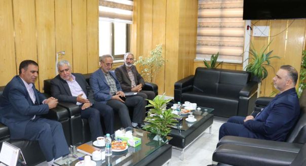 بازدید مدیرکل کمیته امداد استان اصفهان از روند فعالیت های این نهاد در شهرستان مبارکه 1404/03/21