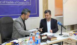 تفاهم نامه همکاری کمیته امداد با اصناف گرگان برای تهیه مایحتاج تحصیلی دانش آموزان نیازمندامضاء شد
