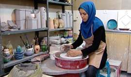 سفال امید؛ روایت بانوی فریمانی که با تسهیلات کمیته امداد کارآفرین شد