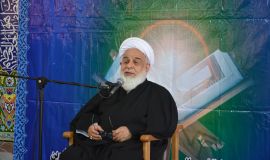 امام گردن همه ما حق دارد و ادامه راه او وظیفه همه است .