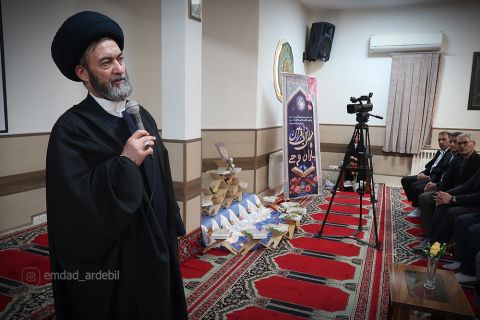 گزارش تصویری بازدید امام جمعه اردبیل از کانون فرهنگی تربیتی الغدیر1403/12/17