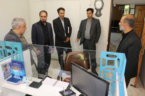 بازدید مدیرکل کمیته امداد استان اصفهان از روند فعالیت های این نهاد در شهرستان چادگان1405/03/26