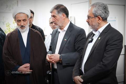 گزارش تصویری توزیع گوشت قربانی میان نیازمندان با حضور رئیس‌کل دادگستری اردبیل1405/03/05