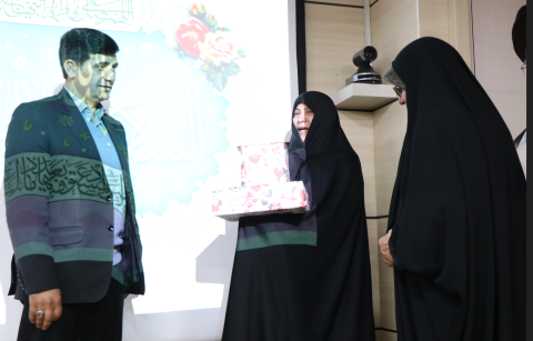 گزارش تصویری - مراسم گرامیداشت روز زن و مقام والای مادر کمیته امداد امام خمینی(ره) خراسان شمالی 