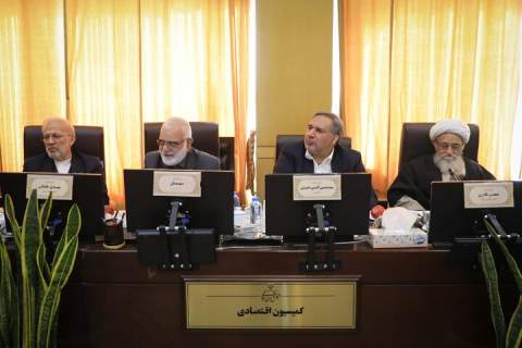 نشست رئیس کمیسیون اقتصادی با اعضای شورای مرکزی زکات1404/08/13