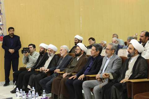 گزارش تصویری تجلیل از زکات‌دهندگان برتر شهرستان پارس‌آباد1405/03/16