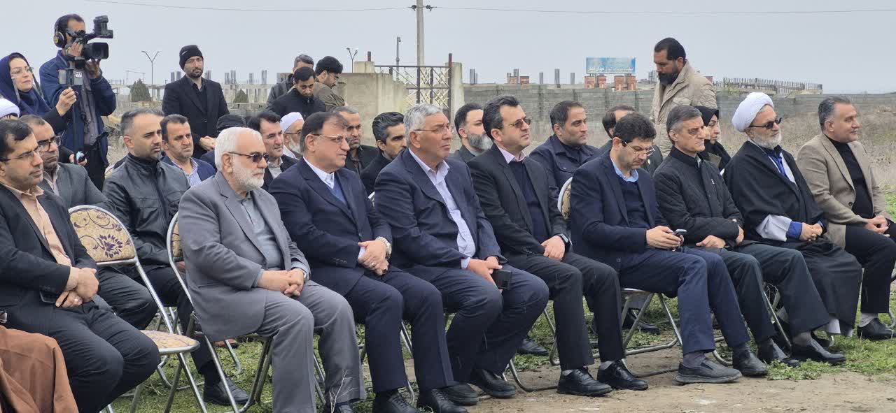 کلنگ زنی 300 واحد مسکن شهری به روایت تصویر1404/09/26
