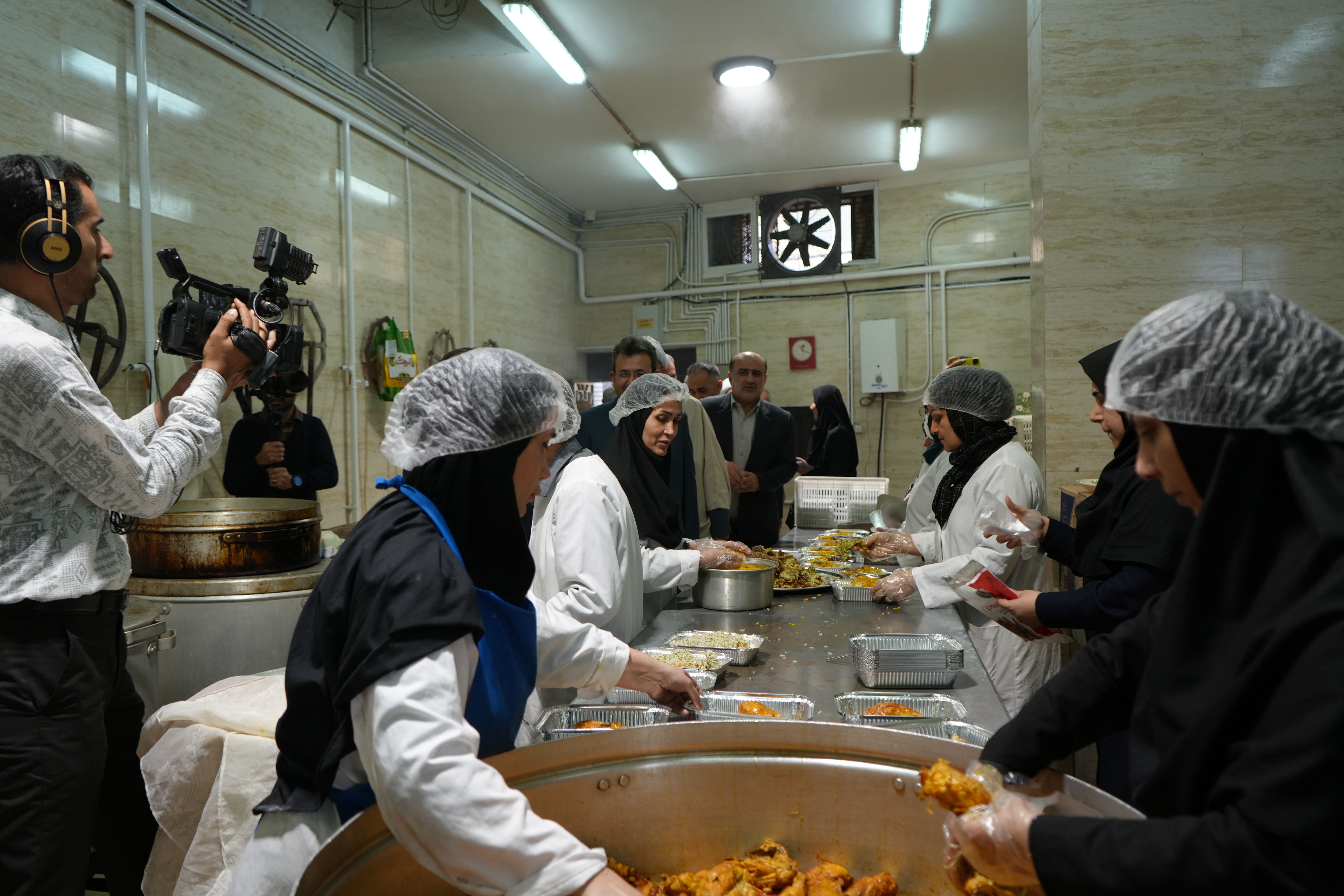 باحضور استاندار گلستان 51 آشپزخانه اطعام مهدوی گرگان افتتاح شد1404/11/29