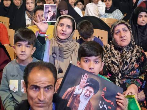 گزارش تصویری- برنامه  "کاروان زندگی در میدان" در هفتاد و پنجمین شب اجتماعات مردمی بجنورد-1405/02/24