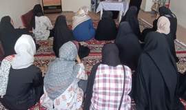 برگزاری جلسه آموزشی فرزند پروری با مشارکت 16 زن سرپرست خانوار کمیته امداد اداره 4 مشهد 