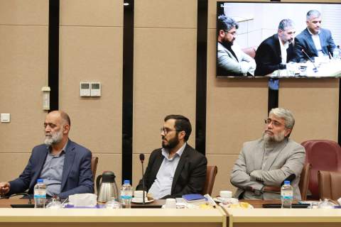 جلسه شورای معاونین کمیته امداد1405/03/05