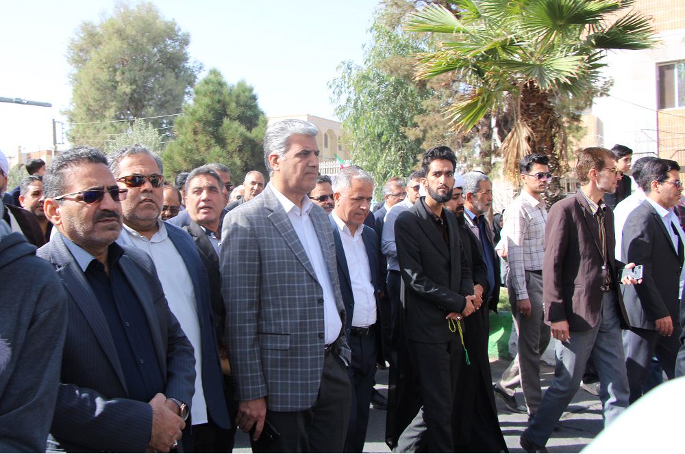 حضور امدادگران بسیجی کمیته امداد در راهپیمایی 13 آبان زاهدان