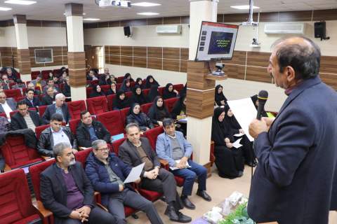  گزارش تصویری- دوره آموزشی آسیب‌های اجتماعی و تکنیک‌های تشخیص مشکلات مددجویان خراسان شمالی 7 دی 1404