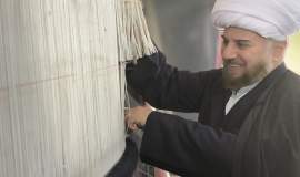 بازدید آیت‌الله کازرونی از مرکز پشتیبان فرش سیستان