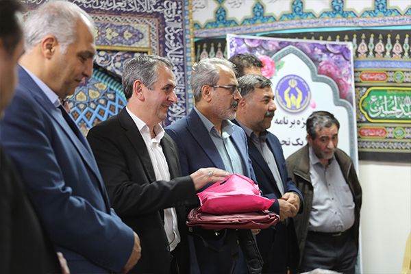 اهدای 6 هزار بسته تحصیلی به دانش‌آموزان نیازمند اردبیلی