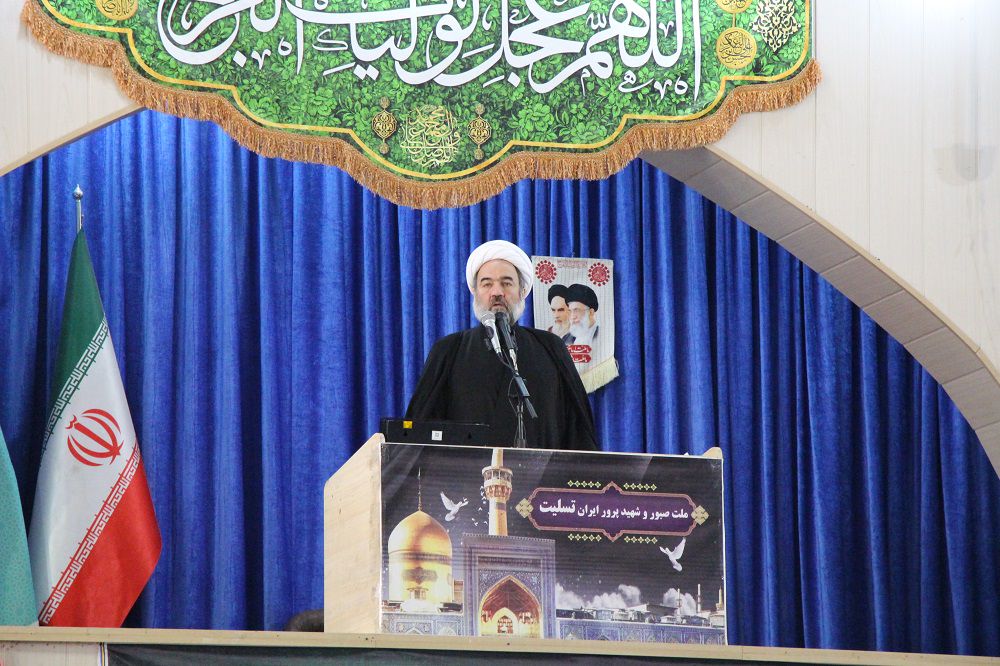 امدادگران کمیته امداد سیستان‌وبلوچستان با رهبر جدید انقلاب بیعت کردند