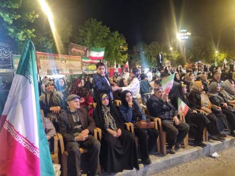 گزارش تصویری- برنامه  "کاروان زندگی در میدان" در هفتاد و پنجمین شب اجتماعات مردمی بجنورد-1405/02/24
