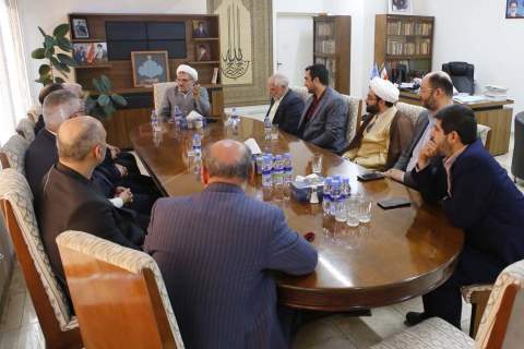 دیدار رئیس کمیته امداد با نماینده ولی فقیه در موسسه و مدیر مسول روزنامه اطلاعات1404/08/07