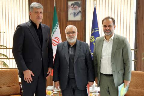 دیدار رئیس کمیته امداد با نمایندگان مجلس شورای اسلامی1404/09/10