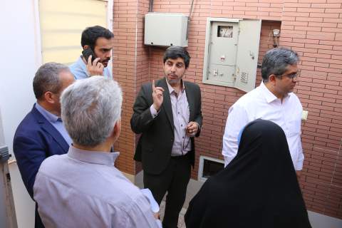 بازدید از طرح های اشتغال مددجویی در زمینه نیروگاه های خورشیدی