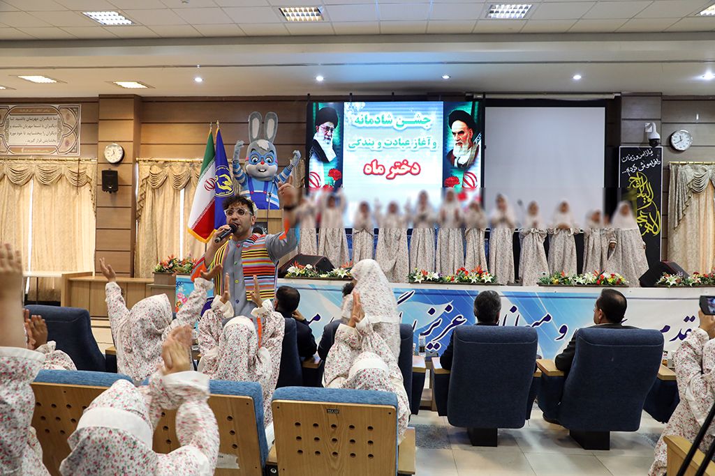 جشن تکلیف ۴۱۰ "دختر ماه" در چهارمحال و بختیاری