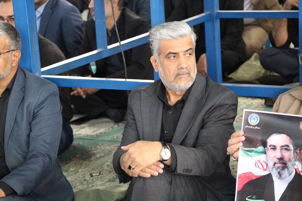امدادگران کمیته امداد سیستان‌وبلوچستان با رهبر جدید انقلاب بیعت کردند