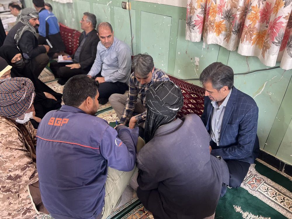 برپایی میز خدمت کمیته امداد سیستان و بلوچستان در شهر علی‌اکبر