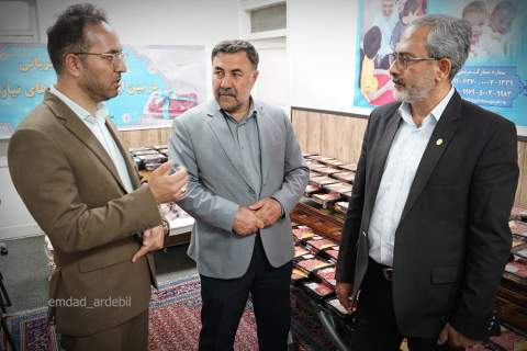 گزارش تصویری توزیع گوشت قربانی میان نیازمندان با حضور رئیس‌کل دادگستری اردبیل1405/03/05