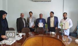 تقدیر رئیس کمیته امداد چناران از پرستاران بیمارستان طالقانی در روز پرستار